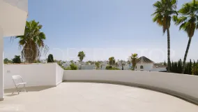 Villa for sale in El Paraiso with 4 bedrooms
