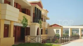For sale investment with 108 bedrooms in Santa Margarita