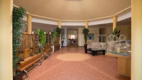 For sale investment with 108 bedrooms in Santa Margarita