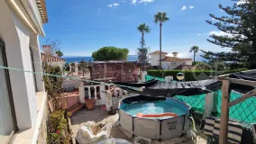 Villa pareada en venta en La Duquesa de 2 dormitorios