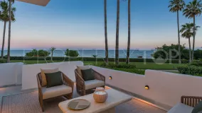 Apartment for sale in Alcazaba Beach