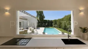 Villa for sale in Guadalmina Alta