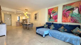Se vende apartamento planta baja en Selwo de 2 dormitorios