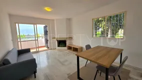 Se vende Ático en Aloha de 2 dormitorios