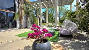 Villa with 5 bedrooms for sale in El Paraiso