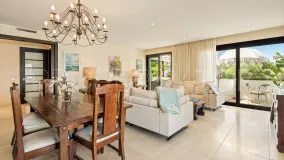 For sale town house in Hacienda de Valderrama with 2 bedrooms