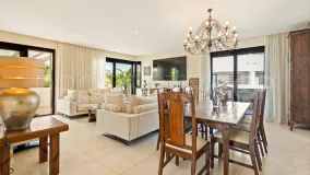 For sale town house in Hacienda de Valderrama with 2 bedrooms