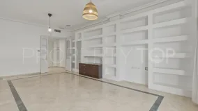 For sale ground floor apartment in Marbella Golden Mile