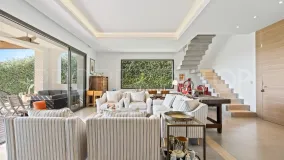 Se vende villa en El Madroñal de 6 dormitorios
