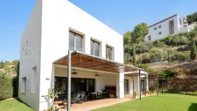 Se vende villa en El Madroñal de 6 dormitorios