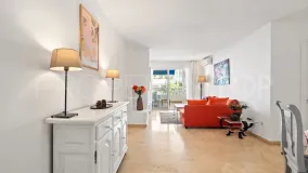 Apartamento en venta en Estepona Puerto
