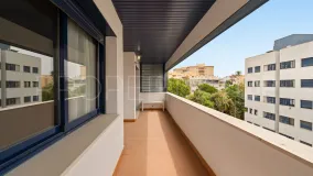 Estepona Puerto, apartamento en venta