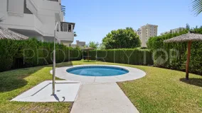 Estepona Puerto, apartamento planta baja de 2 dormitorios en venta