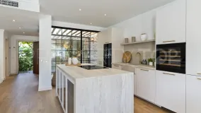 Town house for sale in La Quinta with 4 bedrooms