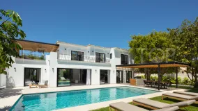 Comprar villa en Marbella - Puerto Banus