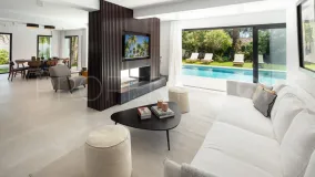 Comprar villa en Marbella - Puerto Banus