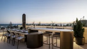 Se vende villa en Marbella Este con 4 dormitorios
