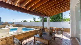 For sale villa in Benahavis with 4 bedrooms