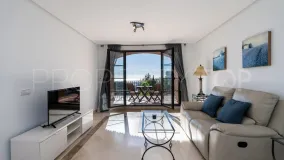 Apartment with 2 bedrooms for sale in Benahavis