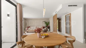 Estepona, pareado de 4 dormitorios en venta