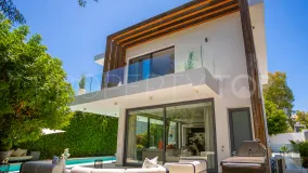 For sale villa in Estepona