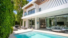 For sale villa in Estepona