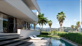 For sale penthouse in Estepona with 3 bedrooms
