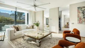Marbella 5 bedrooms villa for sale