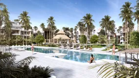 Buy apartment with 3 bedrooms in Estepona East