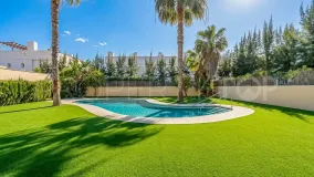 Calahonda 4 bedrooms house for sale