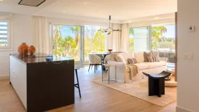 Estepona West 2 bedrooms apartment for sale