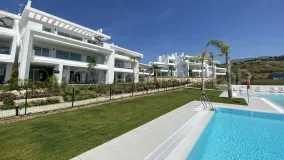 Estepona West 2 bedrooms apartment for sale