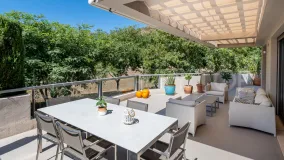 3 bedrooms Benahavis ground floor apartment for sale