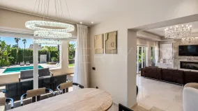 For sale Nueva Andalucia 6 bedrooms villa