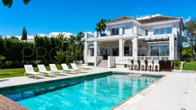 For sale Nueva Andalucia 6 bedrooms villa