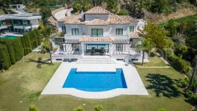 Se vende villa de 6 dormitorios en Benahavis