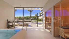 Apartamento con 2 dormitorios a la venta en Fuengirola