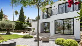 For sale villa in Los Naranjos Hill Club with 4 bedrooms