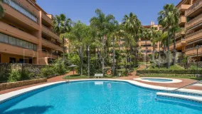 For sale apartment with 3 bedrooms in Costa Nagüeles III