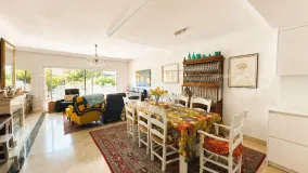 For sale town house in Oasis de Nagüeles