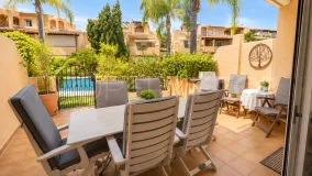 For sale town house in Oasis de Nagüeles