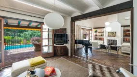 4 bedrooms villa for sale in Paraiso Medio