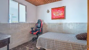 5 bedrooms town house in El Palo for sale