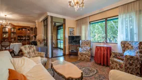 6 bedrooms apartment in El Limonar for sale