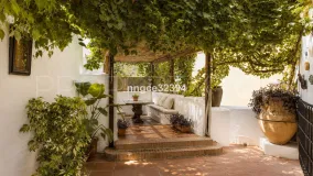 Villa in Benahavis for sale