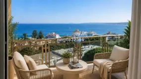 Penthouse with 3 bedrooms for sale in Estepona