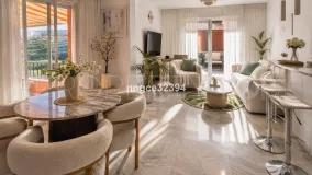 2 bedrooms penthouse in Manilva for sale