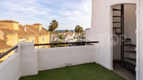 Comprar atico duplex en New Golden Mile con 3 dormitorios