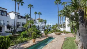 Apartamento planta baja en venta en Marbella Golden Mile