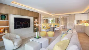 Apartamento planta baja en venta en Marbella Golden Mile